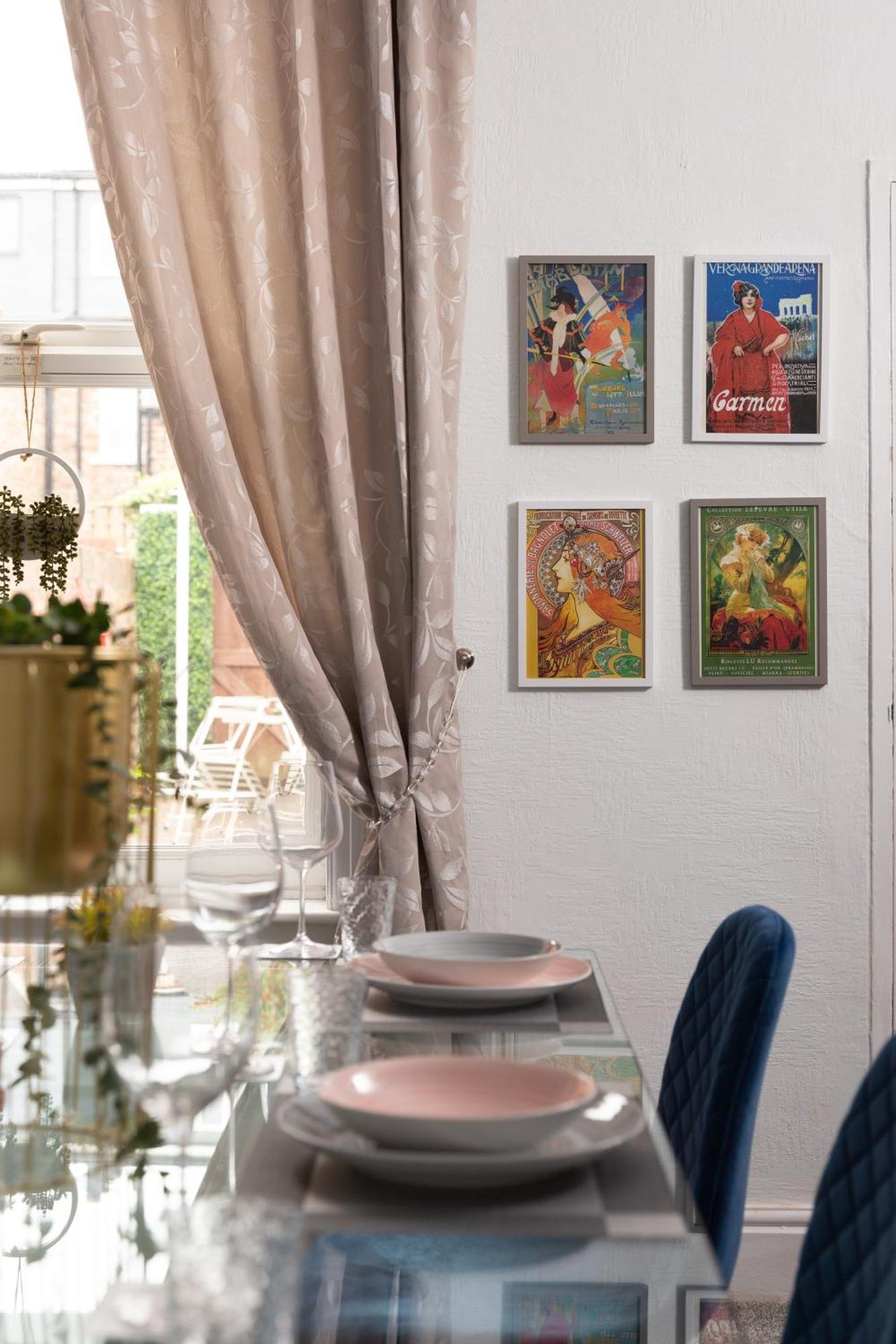 Lovely City Town House With Free Parking Sleeps 2 To 6 Guests ยอร์ค ภายนอก รูปภาพ